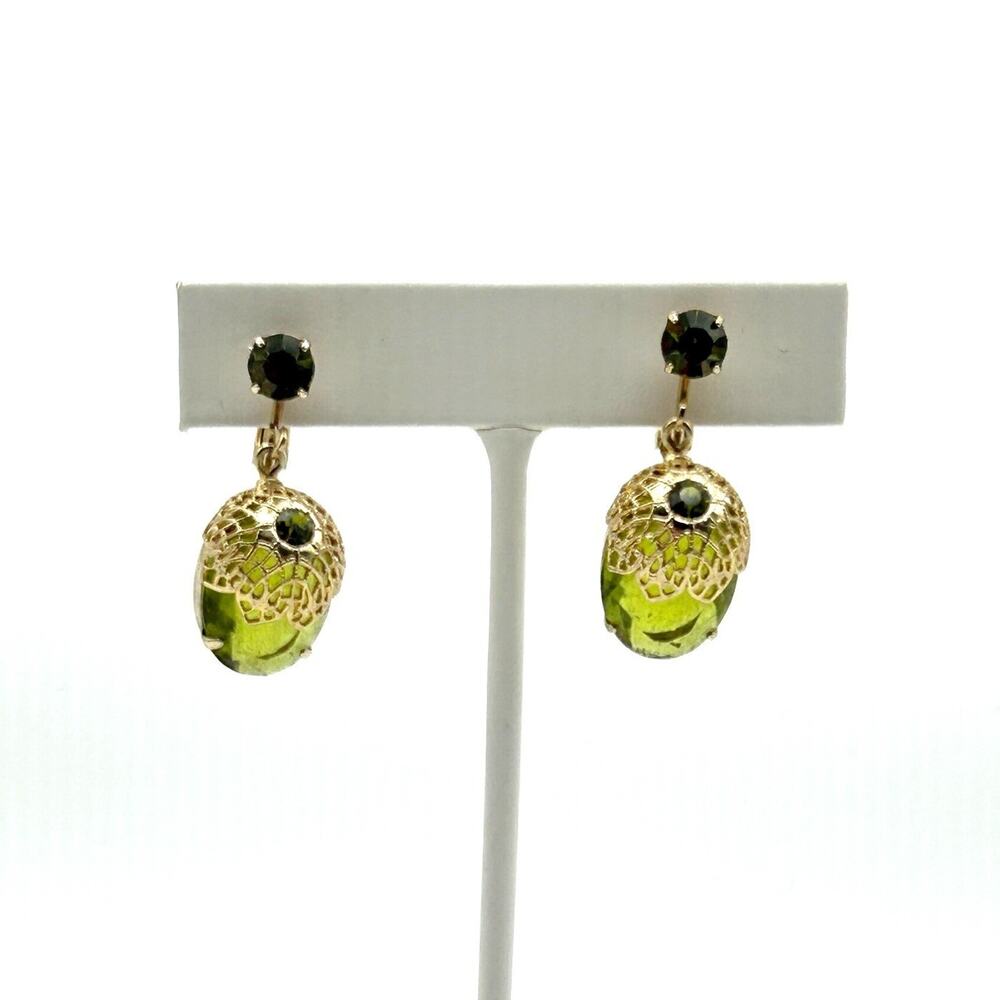 Sarah Coventry D&E Clip On Earrings Green Peridot Acorns Touch of Elegance 1960s